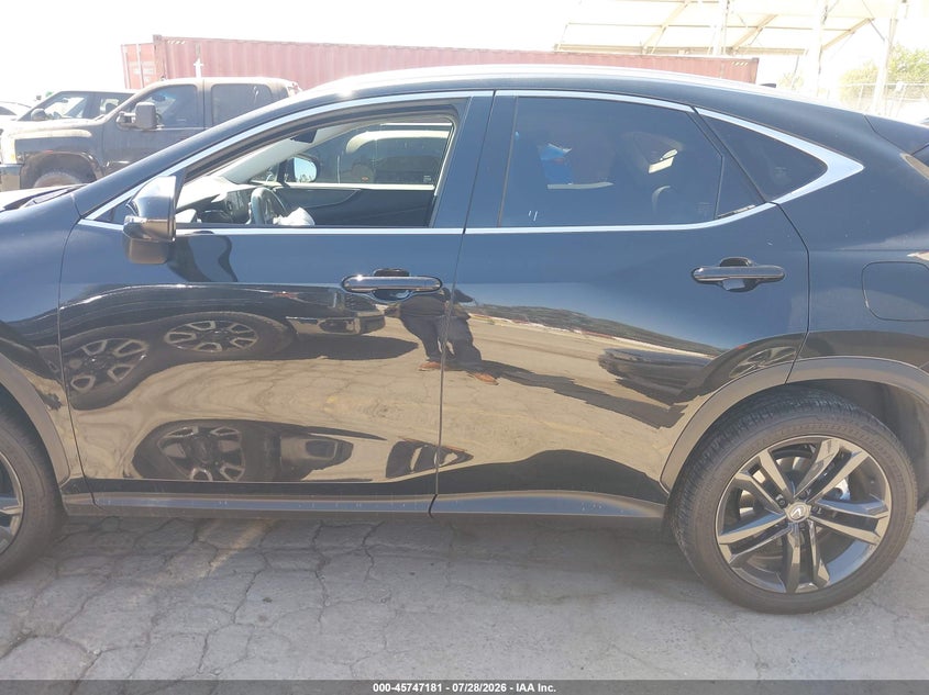 LEXUS NX 450H+ - zdjęcie 14