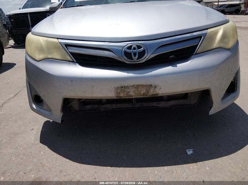 2014 TOYOTA CAMRY auction photo 6