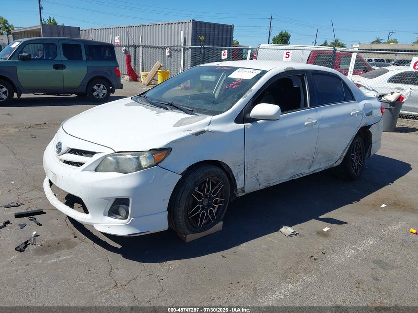Vin: 5yfbu4ee3dp084352, lot: 46245991, toyota corolla s 20132