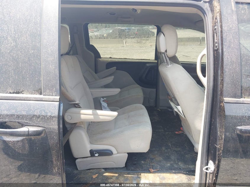 Фото 8 - DODGE GRAND CARAVAN