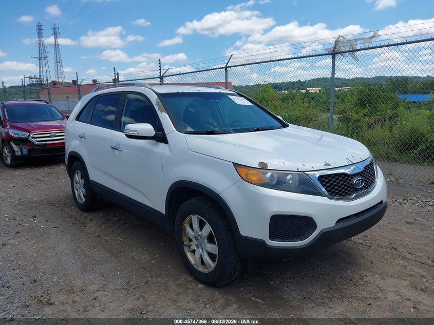 2013 KIA SORENTO auction photo 1