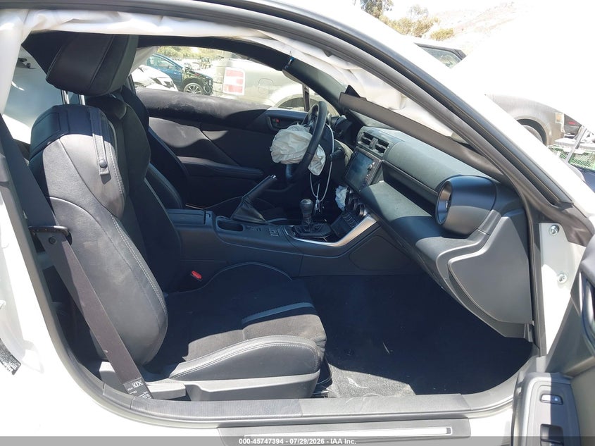 2024 TOYOTA GR86 auction photo 5