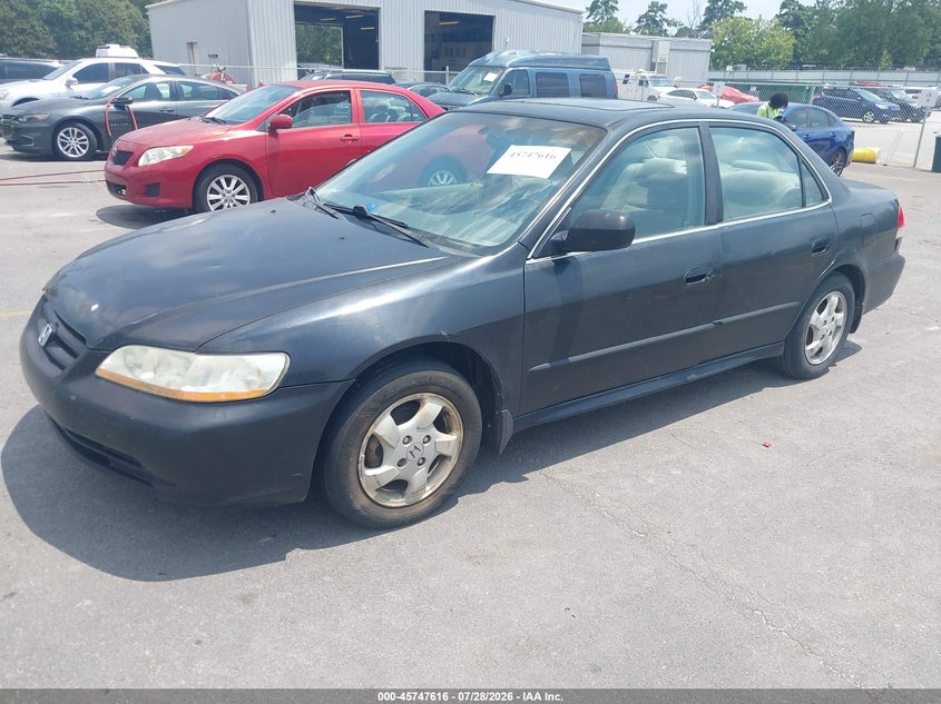 2002 Honda Accord 2.3 Se, Normal Wear & Tear, IAAI, VIN 1HGCG56762A099660 — photo 2