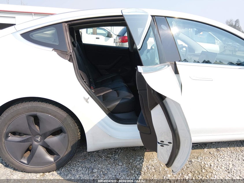 TESLA MODEL 3 2018 VIN 5YJ3E1EB5JF131197