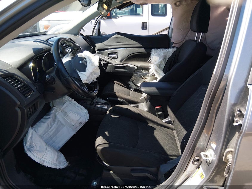 2020 MITSUBISHI OUTLANDER SPORT auction photo 5