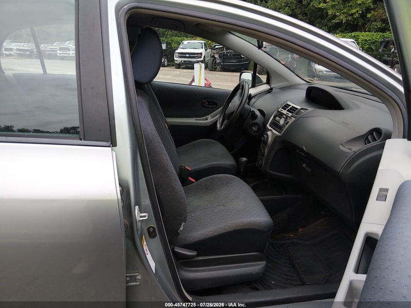 2009 TOYOTA YARIS auction photo 5