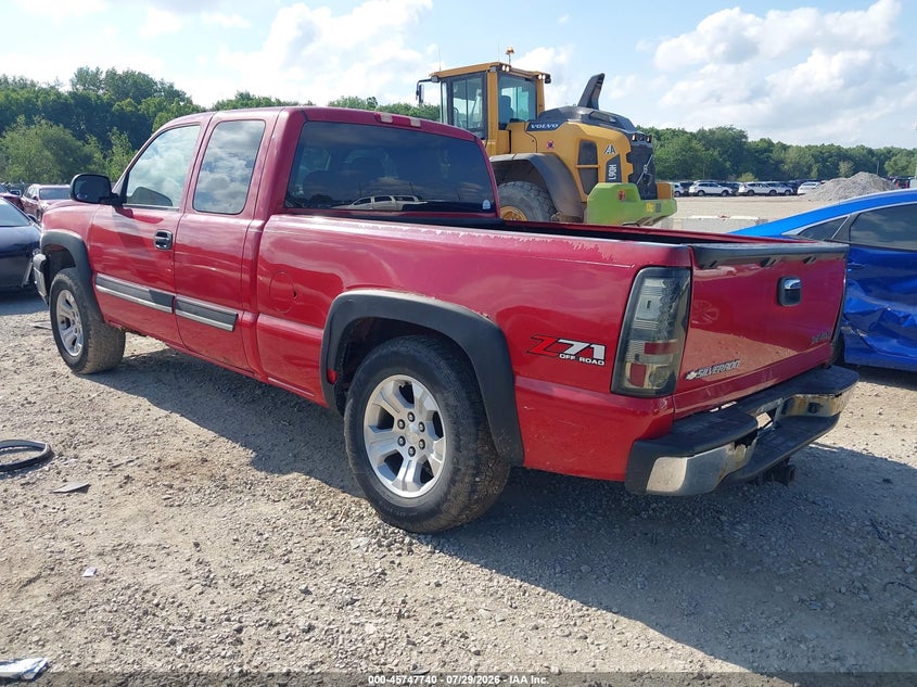 2004 CHEVROLET SILVERADO 1500 auction photo 3