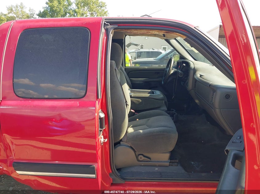 2004 CHEVROLET SILVERADO 1500 auction photo 5