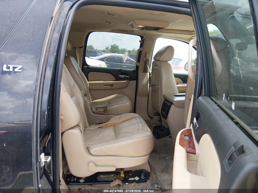 2007 CHEVROLET SUBURBAN auction photo 8