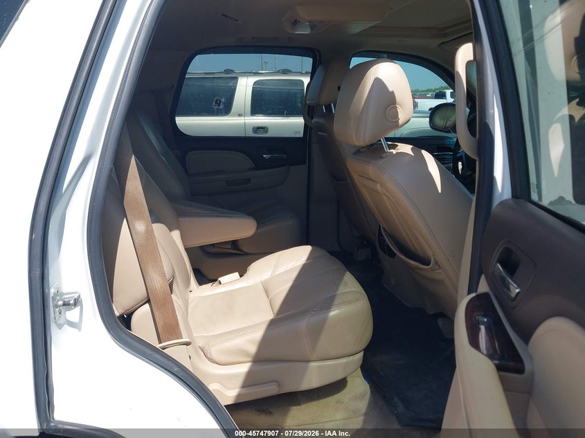 2007 GMC YUKON DENALI auction photo 8