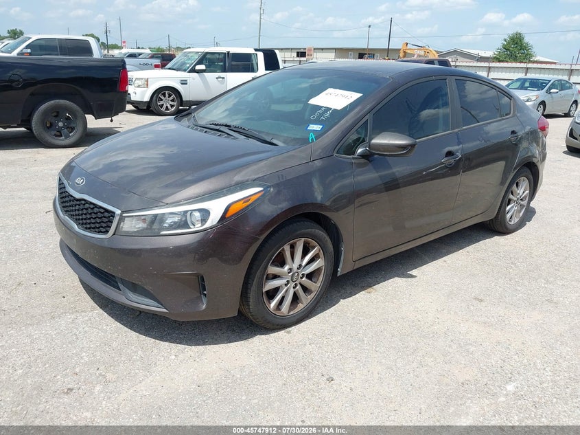 2017 KIA FORTE auction photo 2