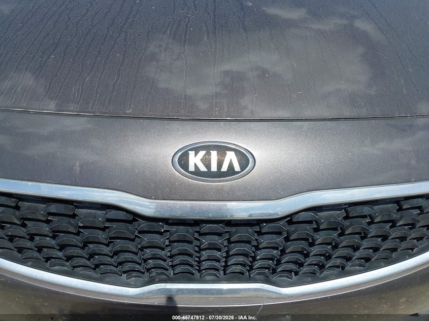 2017 KIA FORTE auction photo 6