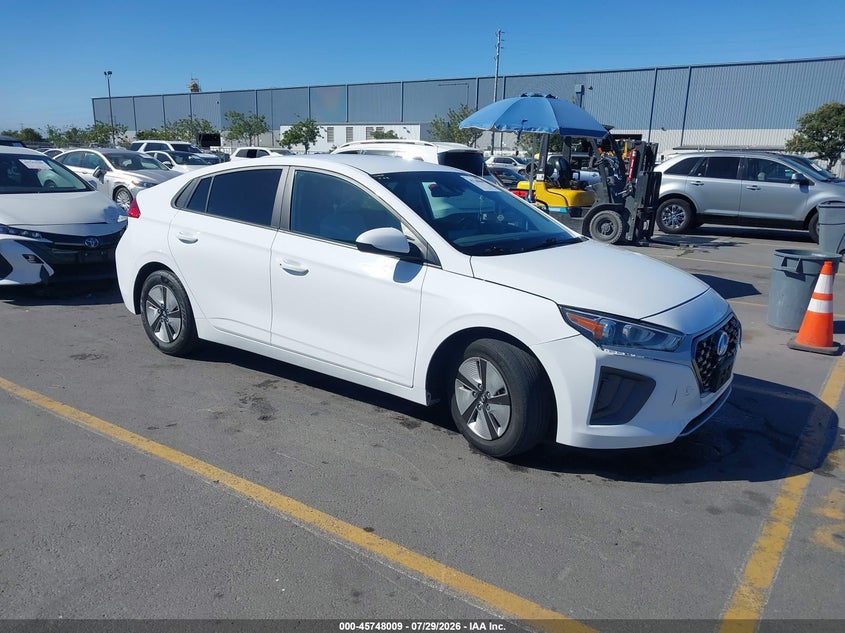 Vin: kmhc65lc0nu285731, lot: 46246731, hyundai ioniq hybrid blue 2022 img_1