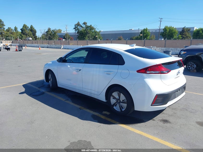 Vin: kmhc65lc0nu285731, lot: 46246731, hyundai ioniq hybrid blue 20223