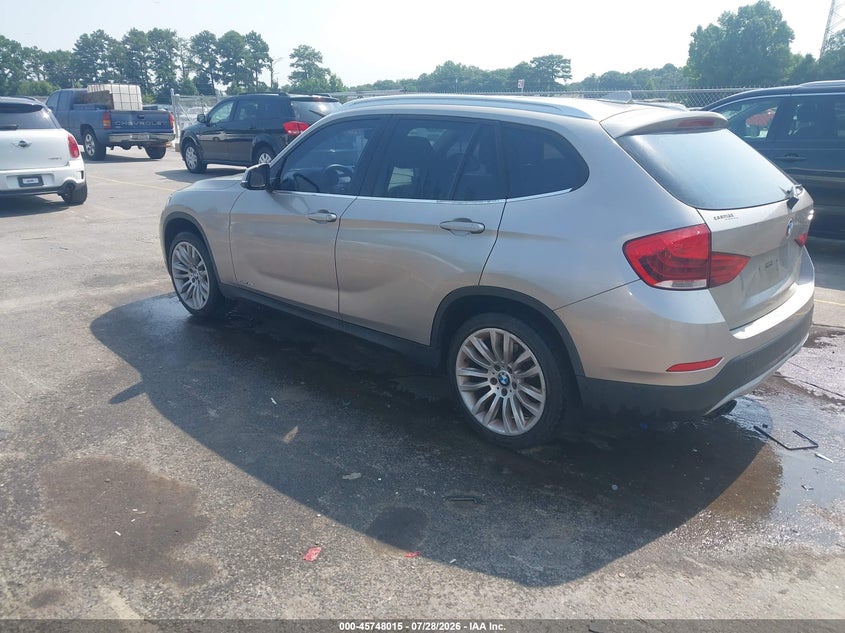 2013 BMW X1 auction photo 3