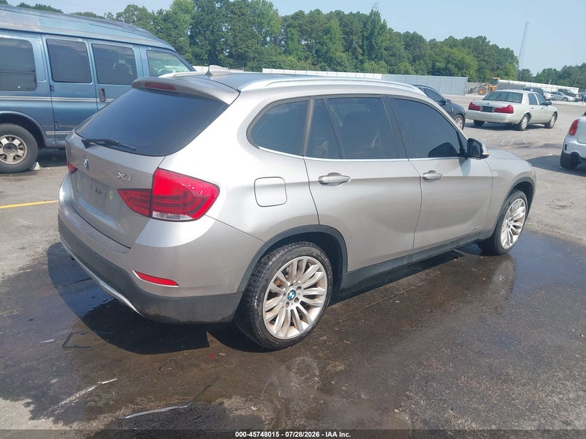 2013 BMW X1 auction photo 4