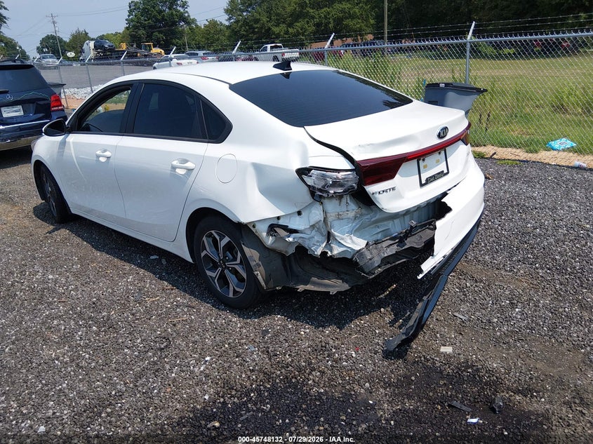 Vin: 3kpf24ad0me383027, lot: 46246854, kia forte lxs 20213
