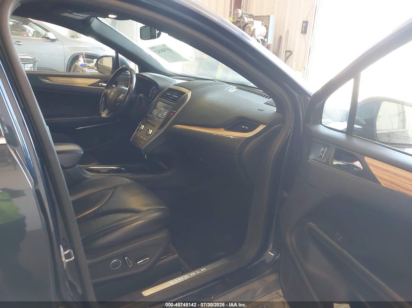 2015 LINCOLN MKC auction photo 5