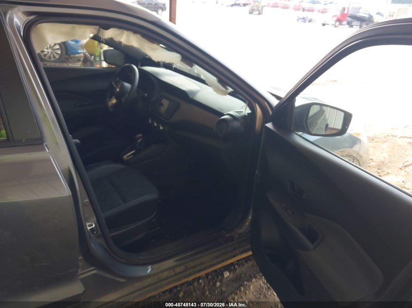2020 NISSAN KICKS auction photo 5