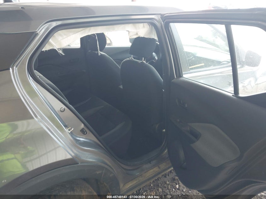2020 NISSAN KICKS auction photo 8