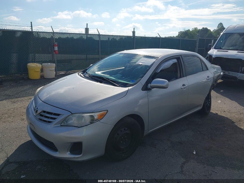 Vin: 2t1bu4ee9dc072691, lot: 46246891, toyota corolla le 20132