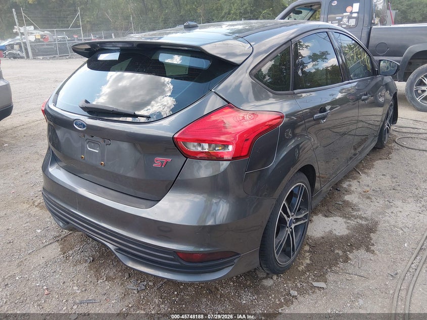 Vin: 1fadp3l96hl292584, lot: 46246910, ford focus st 20174