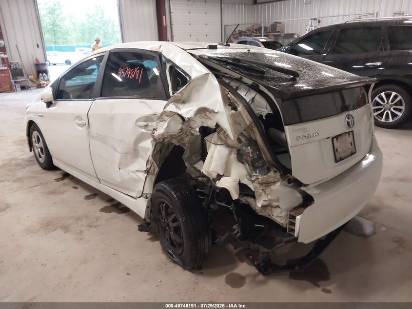 Vin: jtdkn3du2f1960786, lot: 46246913, toyota prius four 20153