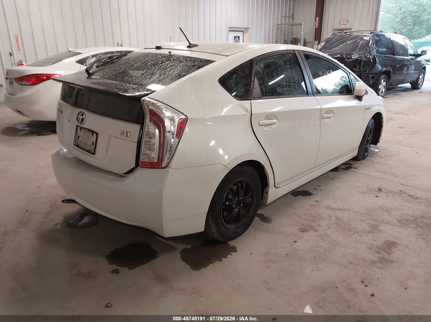 Vin: jtdkn3du2f1960786, lot: 46246913, toyota prius four 20154