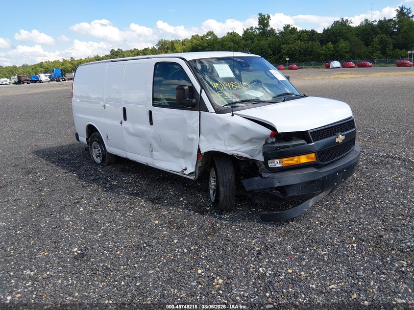 Vin: 1gczggfp2l1146477, lot: 46246937, chevrolet express cargo rwd 3500 regular wheelbase wt 2020 img_1