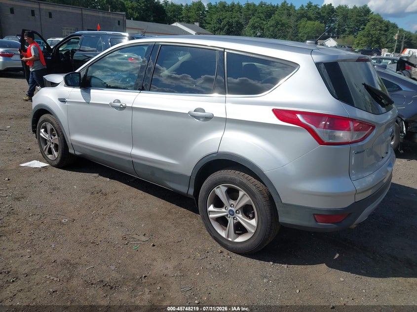 Vin: 1fmcu9gx7euc63560, lot: 46246941, ford escape se 20143