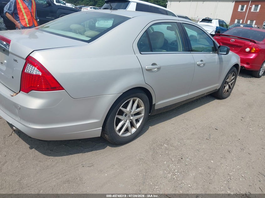 2010 FORD FUSION auction photo 4
