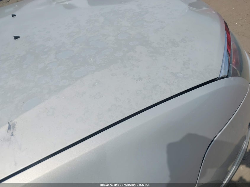 2010 FORD FUSION auction photo 6