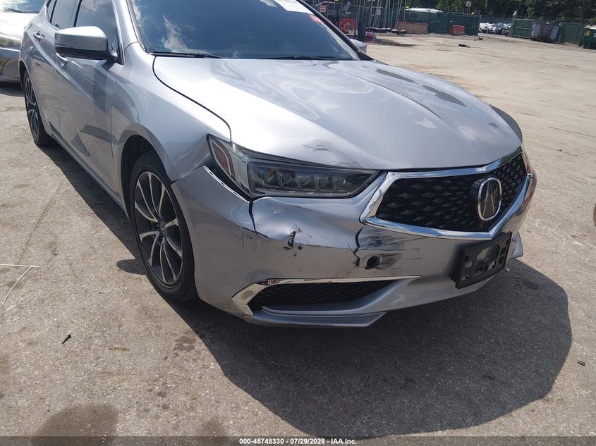 2018 ACURA TLX · Фото 6