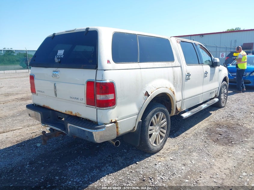 2008 LINCOLN MARK LT auction photo 4