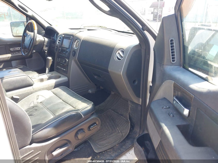 2008 LINCOLN MARK LT auction photo 5
