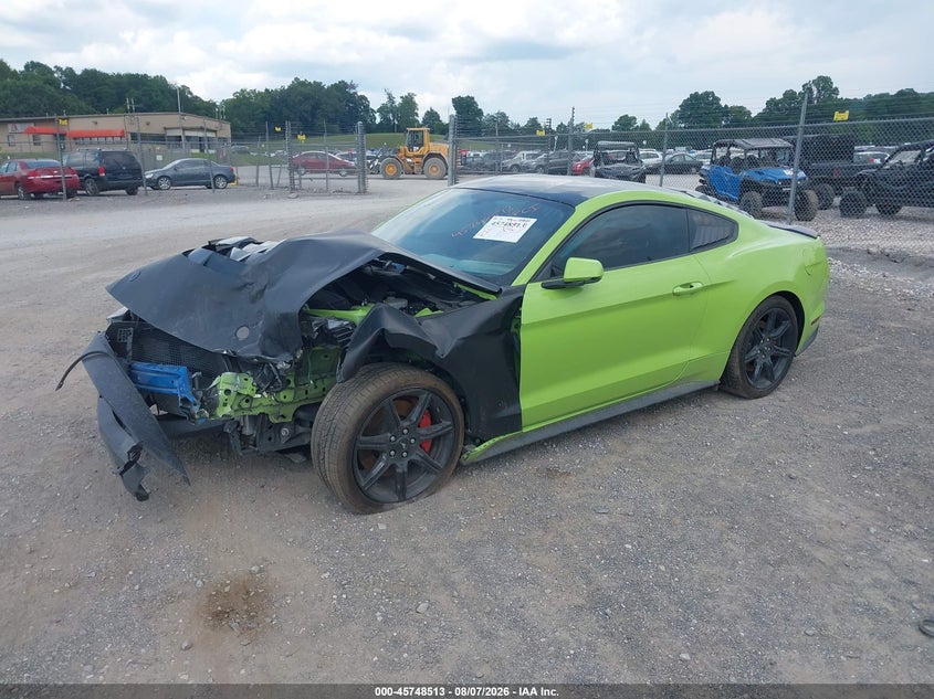 2020 FORD MUSTANG auction photo 2