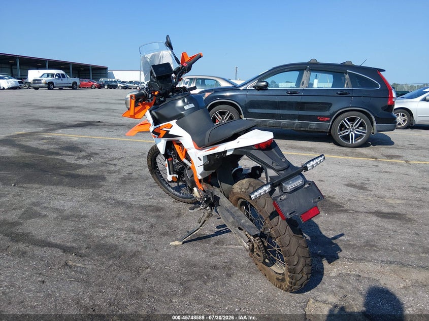 2026 KTM 390 auction photo 3