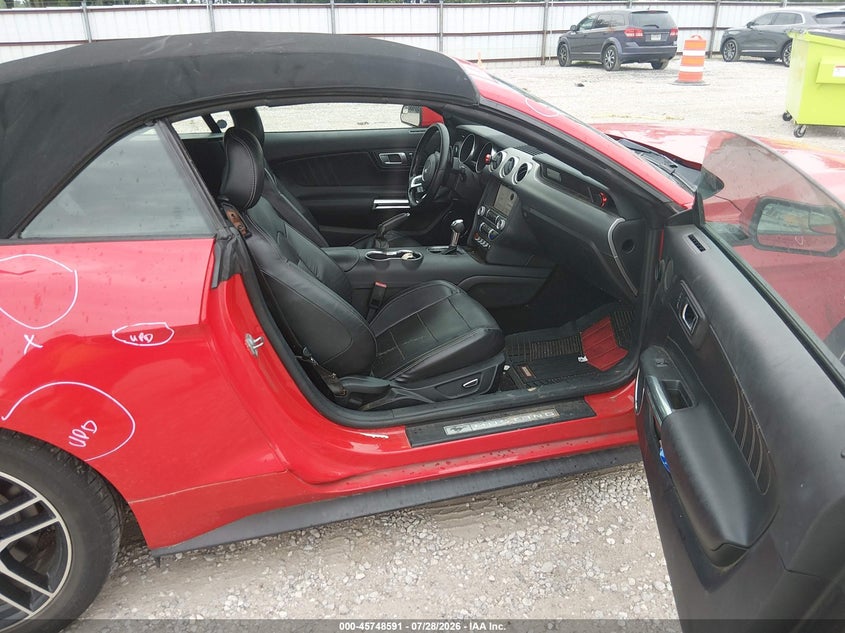 FORD MUSTANG - zdjęcie 5