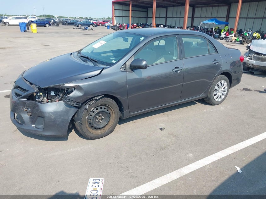 Vin: 2t1bu4ee4cc844402, lot: 46247353, toyota corolla le 20122