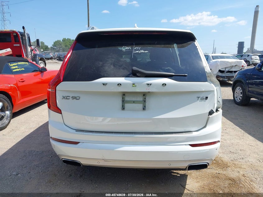 VOLVO XC90 - zdjęcie 17
