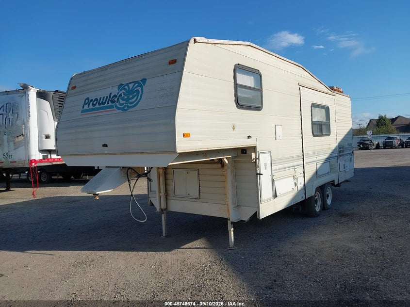 1993 FLEETWOOD PROWLER 25-5P auction photo 2