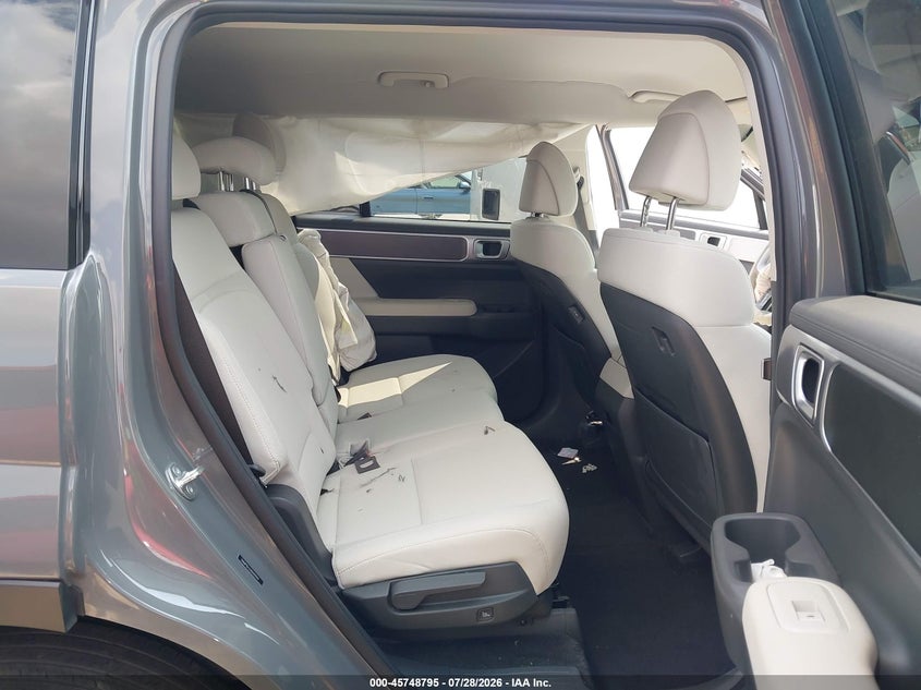 2025 HYUNDAI SANTA FE auction photo 8