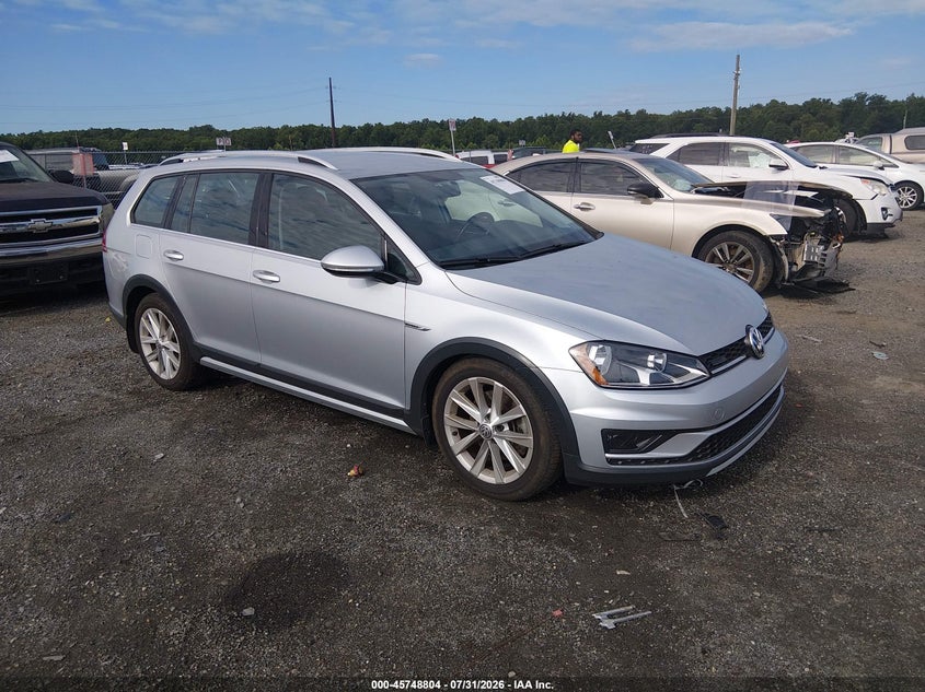 2017 VOLKSWAGEN GOLF ALLTRACK auction photo 1