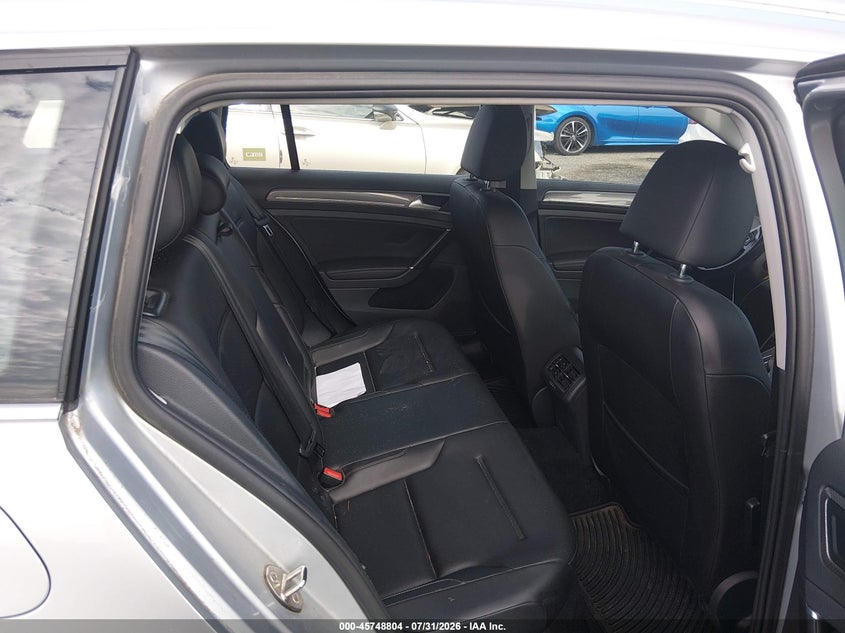 2017 VOLKSWAGEN GOLF ALLTRACK auction photo 8