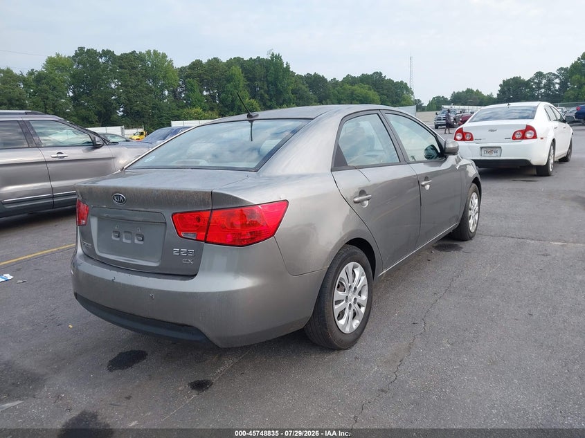 Vin: knafu4a27c5614053, lot: 46247557, kia forte ex 20124