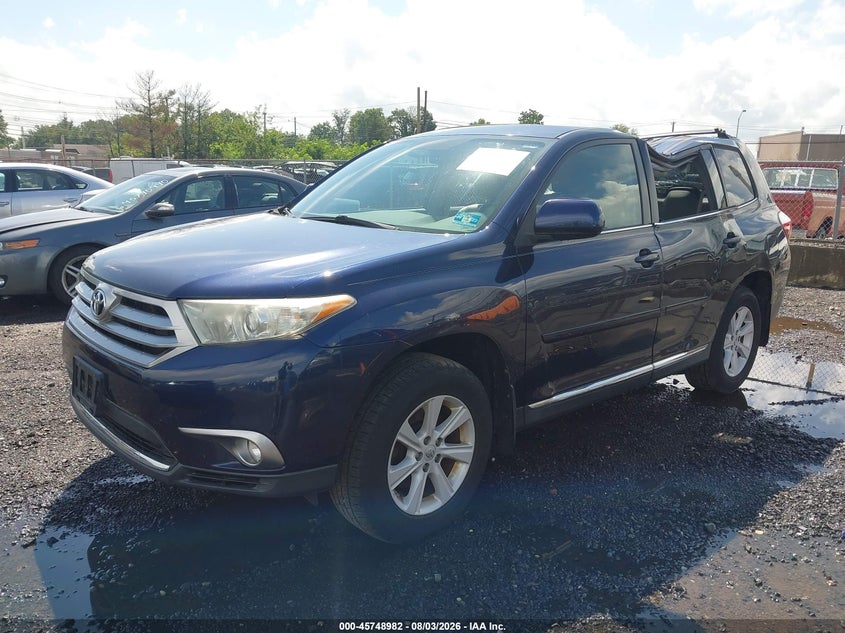 Vin: 5tdbk3eh7ds215347, lot: 46247704, toyota highlander se v6 20132