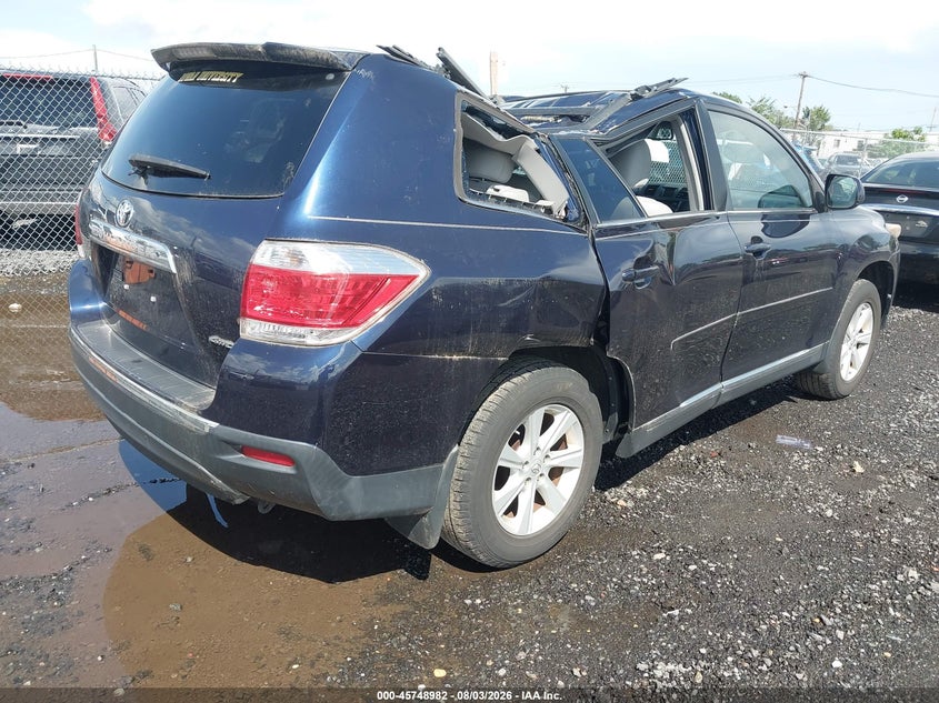 Vin: 5tdbk3eh7ds215347, lot: 46247704, toyota highlander se v6 20134