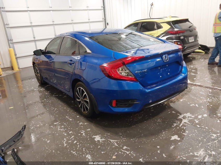 Vin: 19xfc2f59je003665, lot: 46247712, honda civic lx 20183