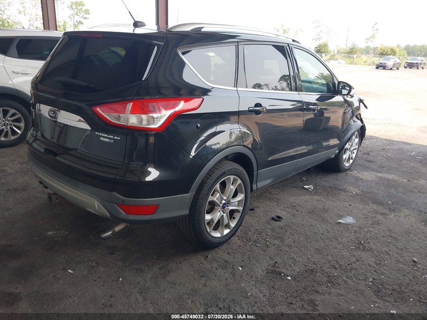 Vin: 1fmcu9j92fub58338, lot: 46247754, ford escape titanium 20154