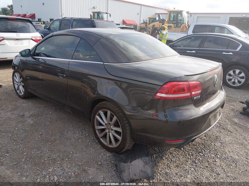 2014 VOLKSWAGEN EOS auction photo 3